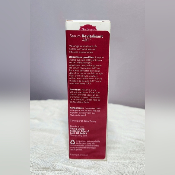 YOUNG LIVING ART RENEWAL SERUM - Picture 2 of 6